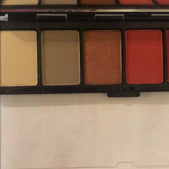 Mac eyeshadow - Picture 4 of 5